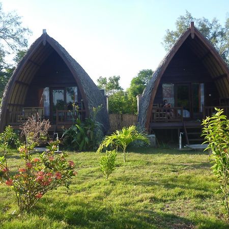 Rose Bungalow Hotel Pemenang Ngoại thất bức ảnh
