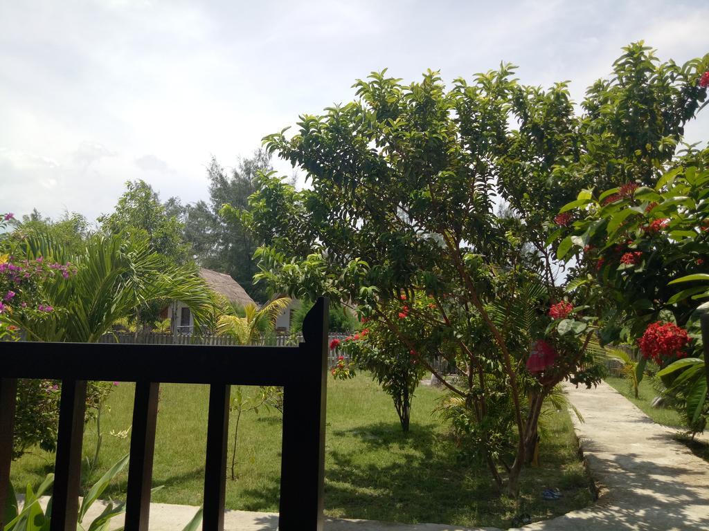 Rose Bungalow Hotel Pemenang Ngoại thất bức ảnh
